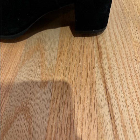 NWOT Stuart Weiztman boot - Picture 9 of 11